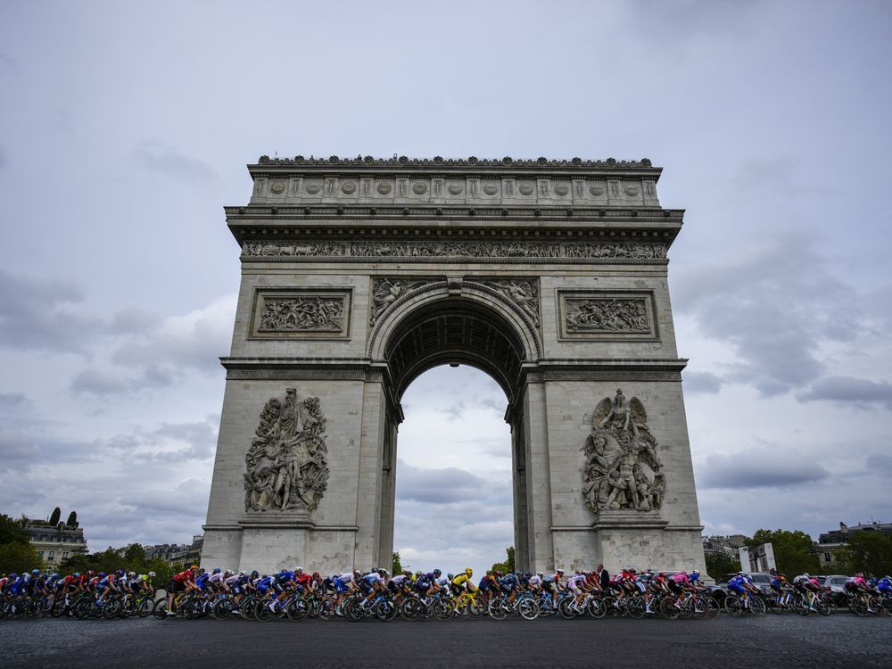 NextImg:Canadian commentators look forward to Tour de France despite early wake-up calls