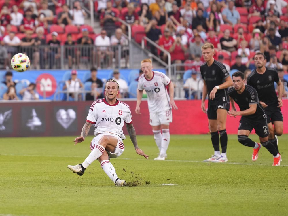 NextImg:Coach John Herdman reviewing Toronto FC's penalty-taker among other changes