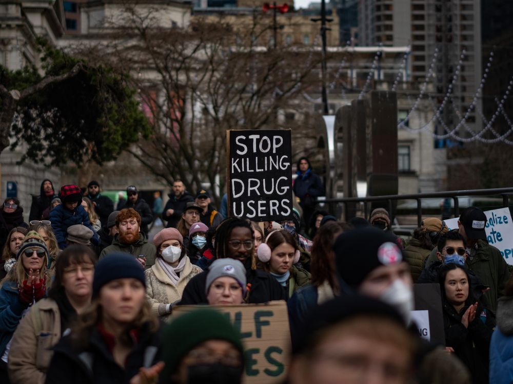 NextImg:Police say two Vancouver drug policy advocates charged with trafficking