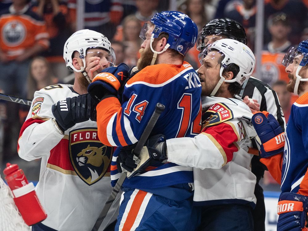 NextImg:Panthers refuse to let lopsided loss spoil their ultimate goal
