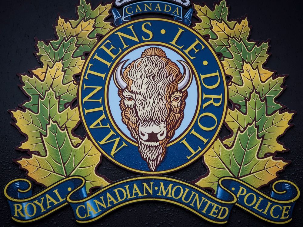 NextImg:RCMP, B.C. Securities Commission deliver warnings to 10 suspected 'money mules'