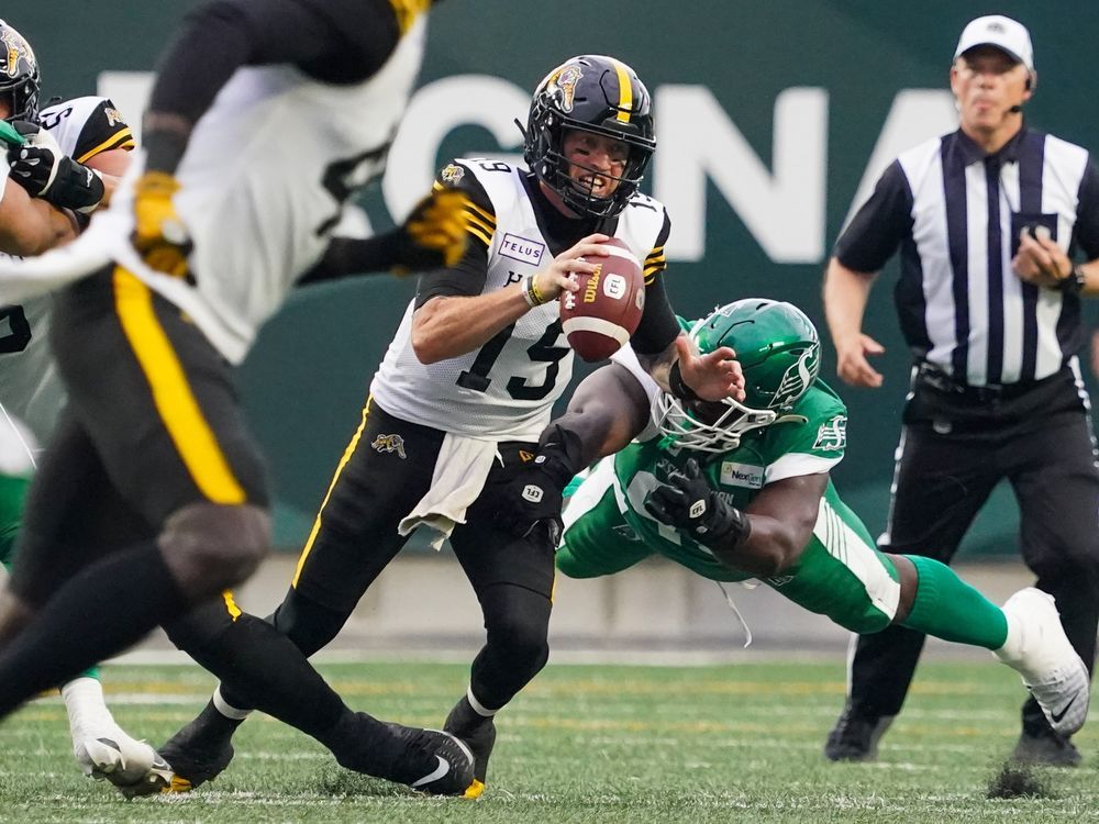 NextImg:Unbeaten Roughriders pounce on winless Tiger-Cats 36-20