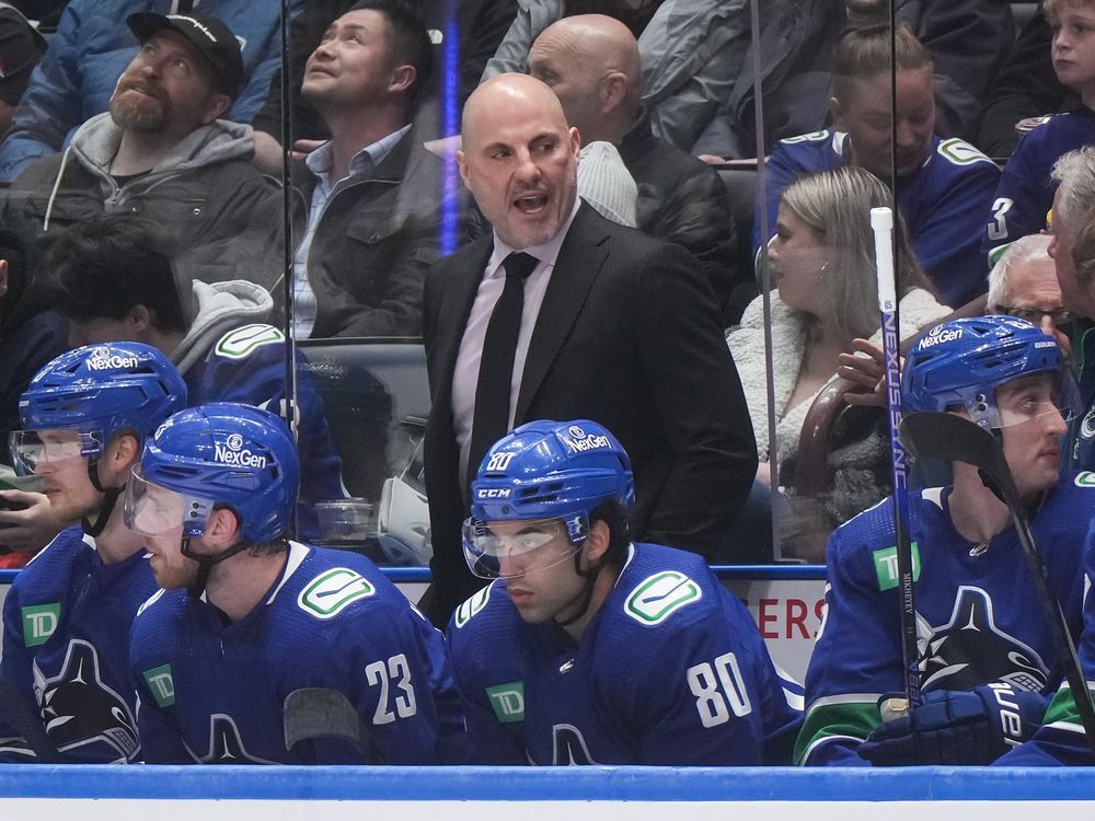 NextImg:Oilers learned from tight second-round series vs. Canucks: Tocchet