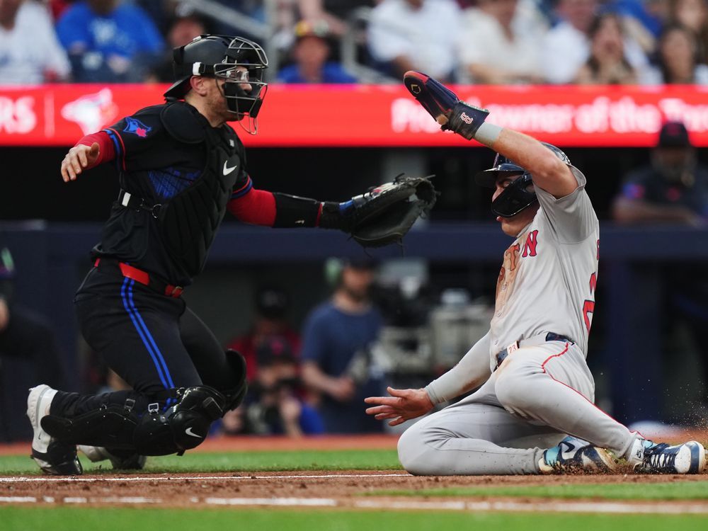 NextImg:Valdez and Duran power Red Sox to 7-3 win over Blue Jays to complete three-game sweep
