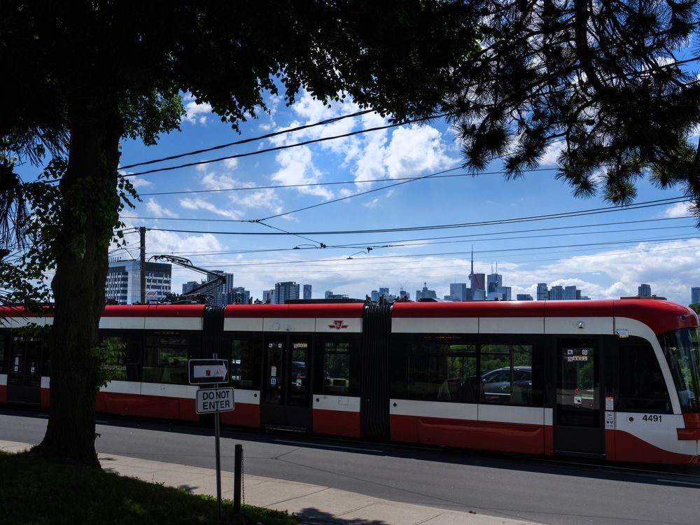 NextImg:Toronto's transit system running as normal after deal reached to avoid strike