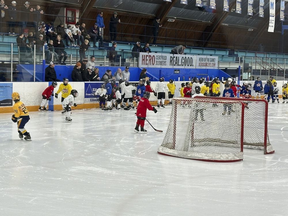 NextImg:Rising costs for youth sports represents a challenge for families in keeping children active