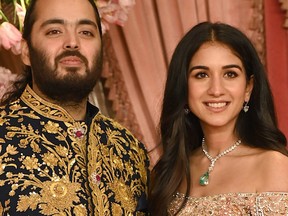 Wedding party resumes for son of Asia’s richest man Wedding party resumes for son of Asia’s richest man