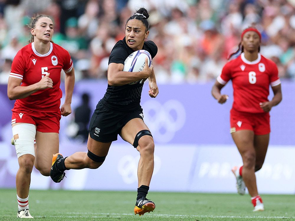 NextImg:Canada's rugby women lose Olympic gold, win hearts