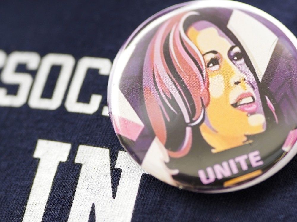 NextImg:Kamala Harris raised $200M in first week of White House campaign