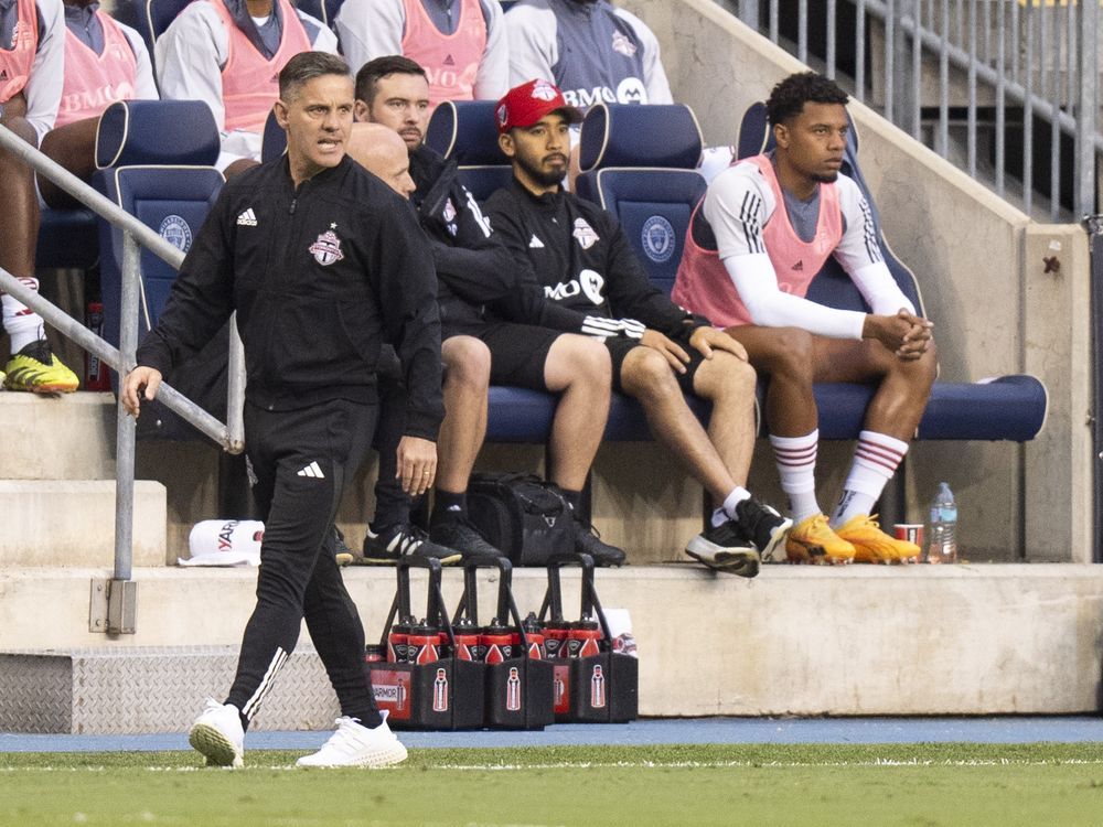 NextImg:Slumping Toronto FC in tough against a Columbus Crew side operating in high gear
