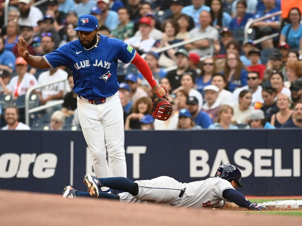 NextImg:Spencer Horwitz, George Springer homer as Blue Jays hold on for 7-6 win over Astros