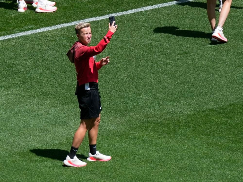 NextImg:Canada Soccer officials won't face MPs over Olympic drone scandal after Liberals, Bloc vote down motion