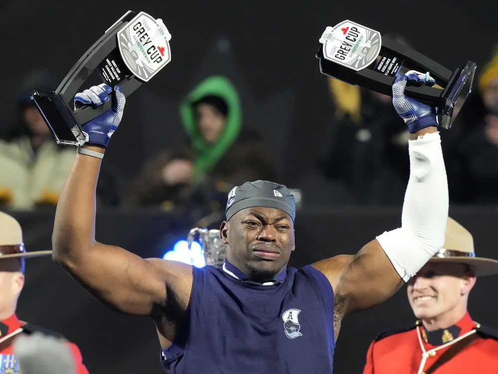 NextImg:Professional football players see parallels between their sport and tech investment