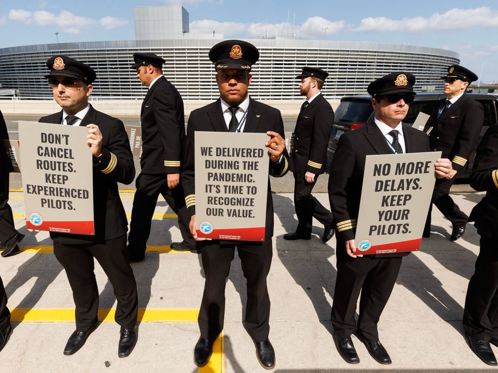 NextImg:Air Canada potential pilots' strike would ground 1,000 flights a day. How worried should Canadians be?