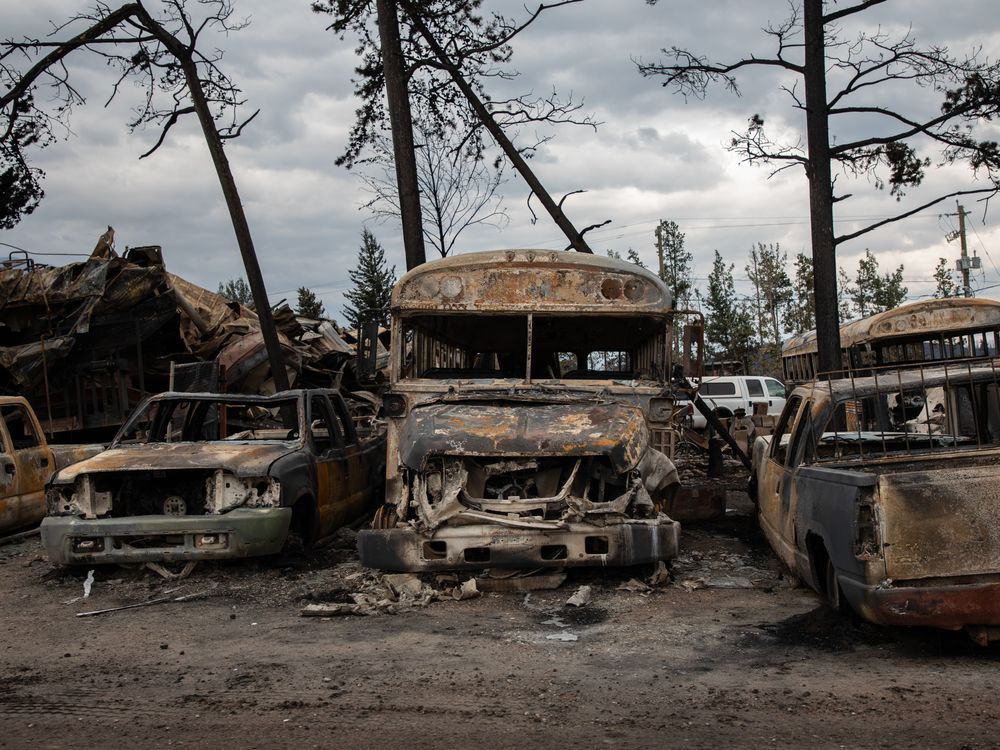 NextImg:Jasper school officials race to ready smoke-damaged buildings in time for class