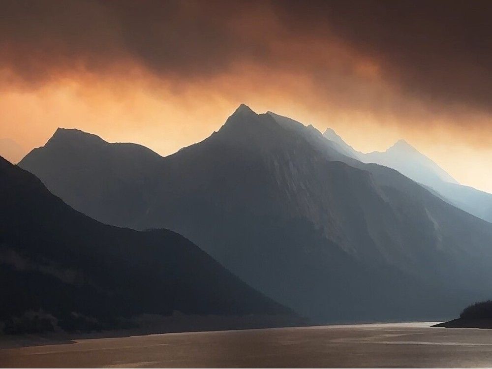 NextImg:Jasper National Park: Wildfires expected to grow again amid hot, dry weather