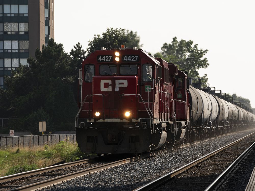 NextImg:Teamsters launch court appeal of feds' move to end rail shutdown