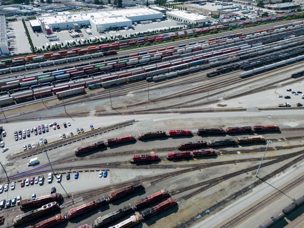 NextImg:National rail shutdown begins as employees locked out at both major Canadian railways