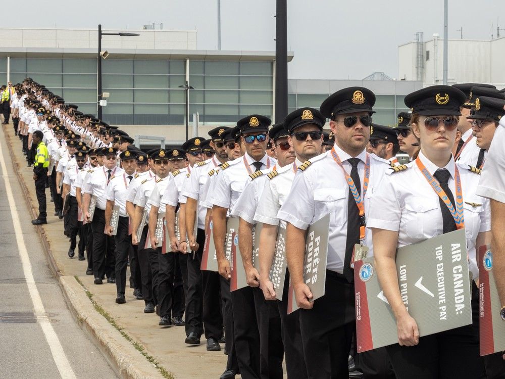 Air Canada prepares for potential shutdown as pilots' strike deadline
approaches