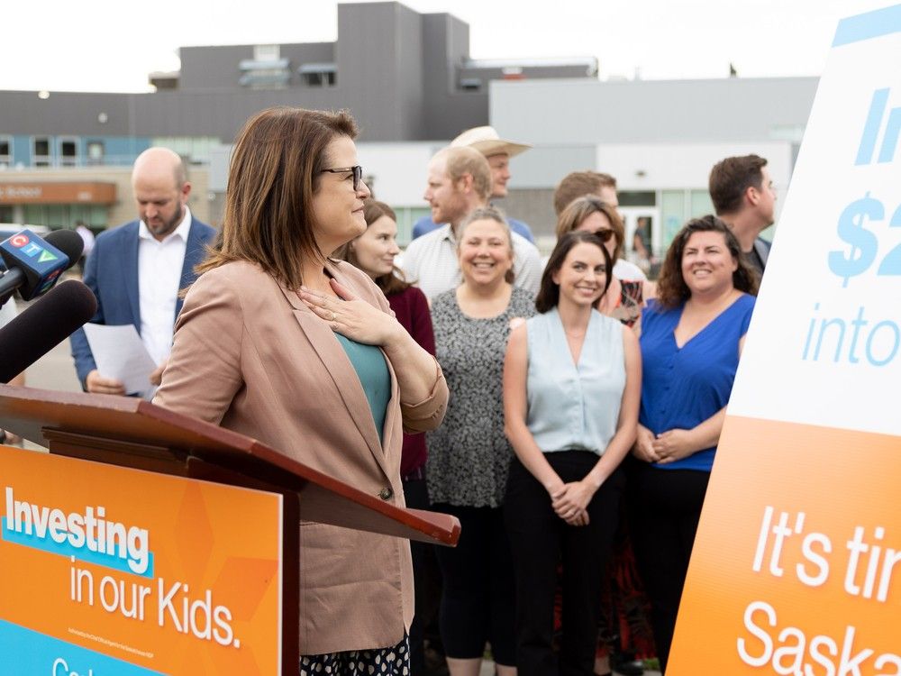 NextImg:Saskatchewan NDP leader looks to tap into prairie populism with baseball-themed long weekend ad