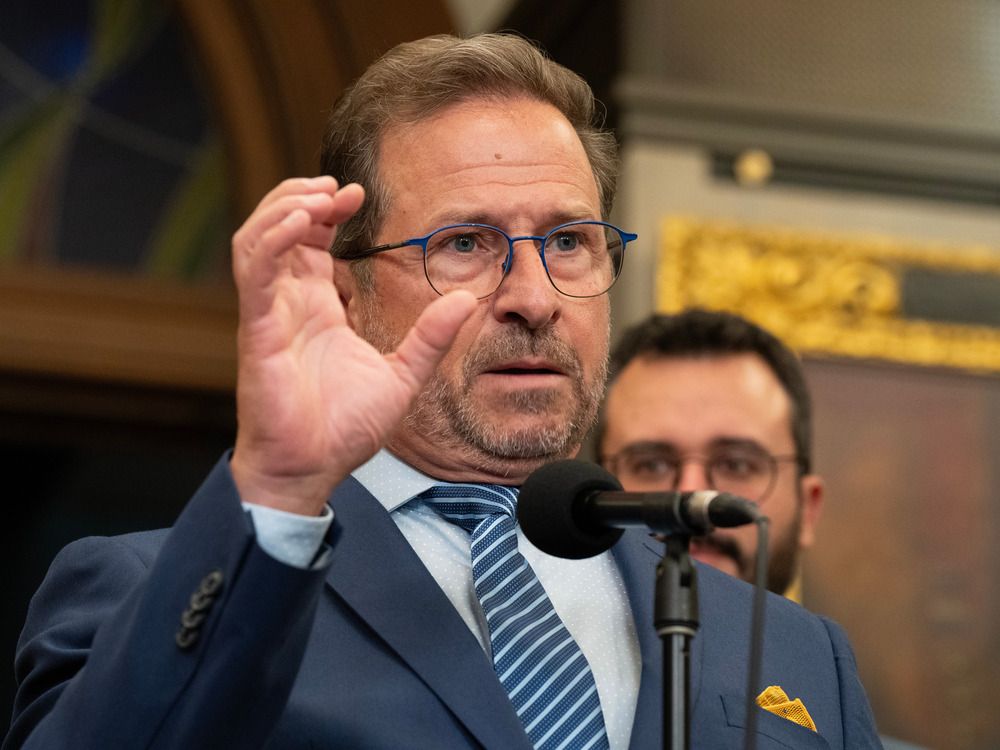 NextImg:Bloc levels ultimatum at Liberals, threatens vote to bring down government