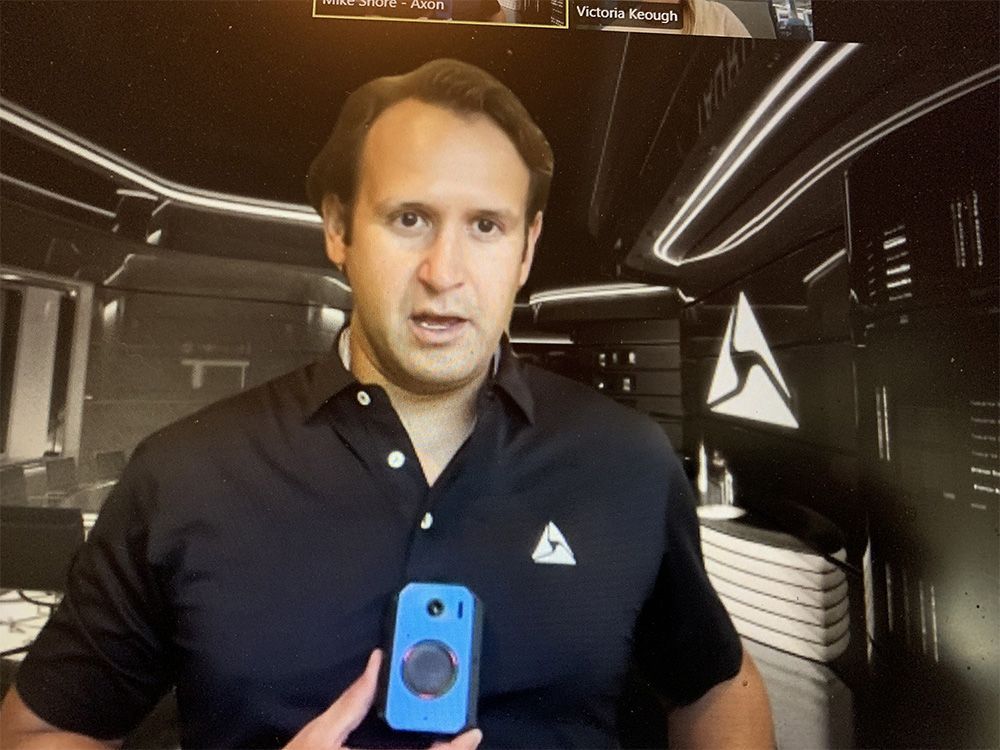 Calgary grocery store staff begin using body-worn cameras as security concerns increase