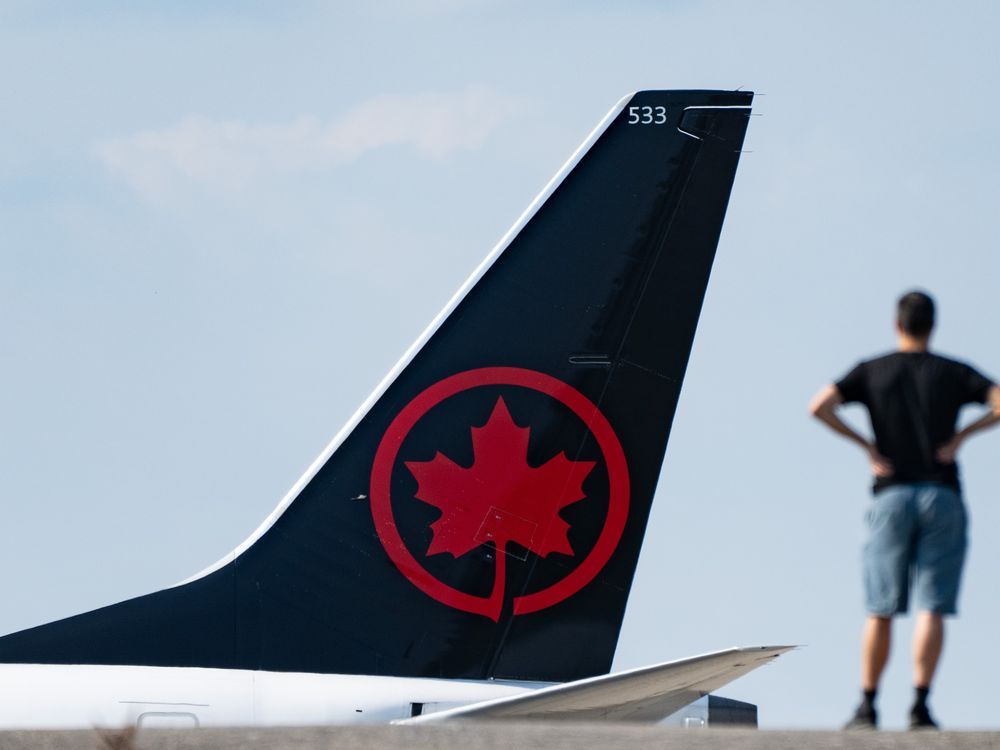 NextImg:Air Canada, pilots reach tentative deal, averting work stoppage