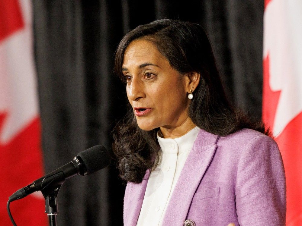 NextImg:Here's who is exempt from the federal government's new hybrid working rules