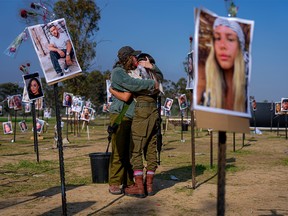 Hamas hands hostage list to Egypt Hamas hands hostage list to Egypt
