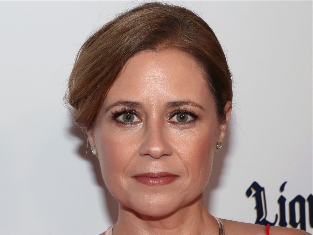 NextImg:Jenna Fischer free of breast cancer after diagnosis last year