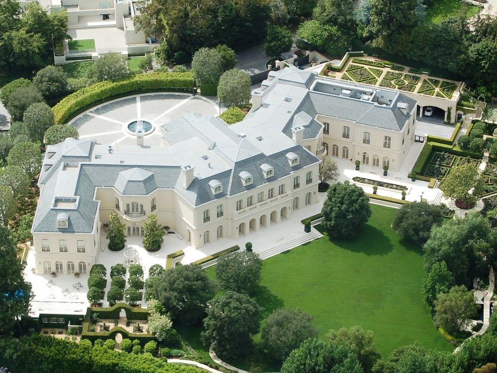 NextImg:Unsold L.A. mansion of Edmonton Oilers owner Daryl Katz reportedly sees a price drop