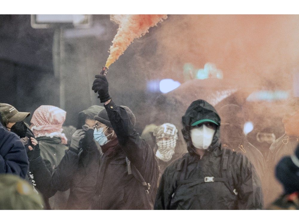 NextImg:Raymond J. de Souza: Trudeau and police send wrong signals to Jews and resident Hamas supporters
