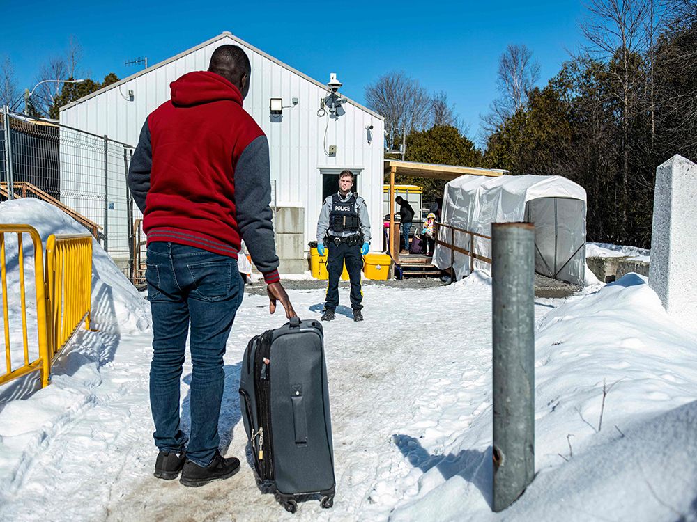 NextImg:André Pratte: How should moderate liberals talk about immigration?