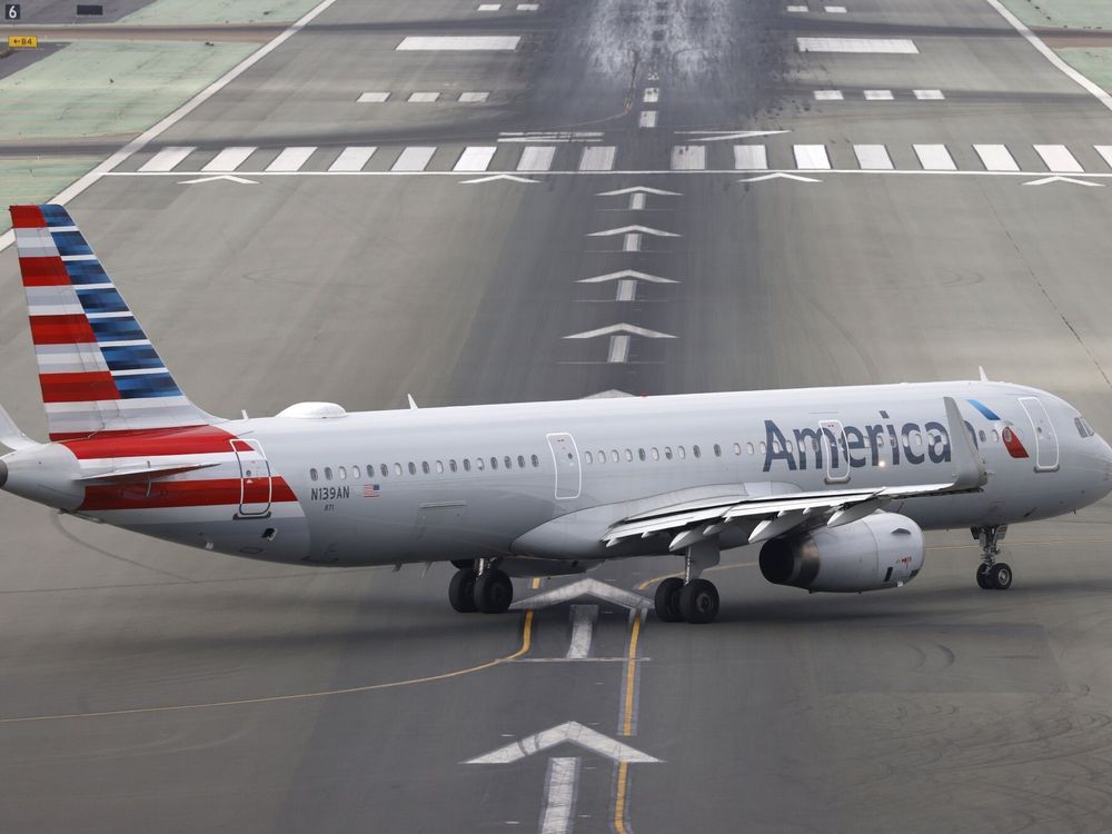 NextImg:Here's why American Airlines briefly grounded all U.S. flights on Christmas Eve