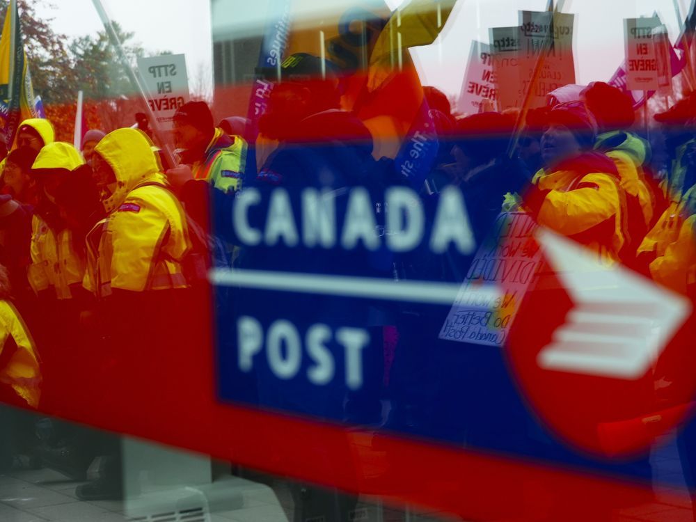 NextImg:Canada Post union says it’s ready to restart mediation