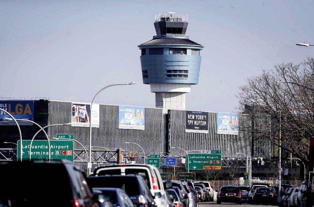 NextImg:Bird strike disables a jetliner engine and forces an emergency landing at JFK airport