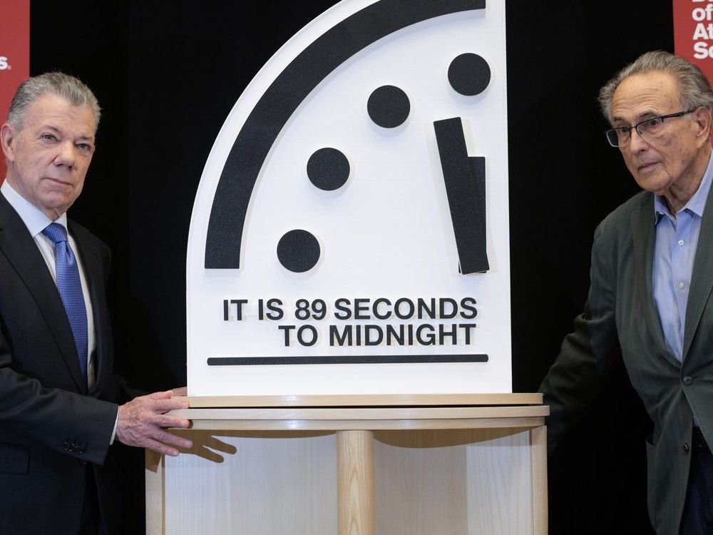 NextImg:'Doomsday Clock' moves closer to midnight amid threats of climate change, nuclear war and pandemics
