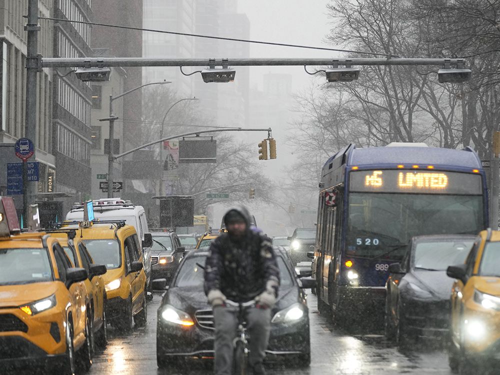 NextImg:Manhattan's congestion toll on drivers sees traffic reduction of about 43,000 cars per day