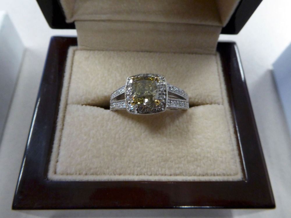 NextImg:Toronto gem broker accused of being silent partner in major cross-border diamond fraud