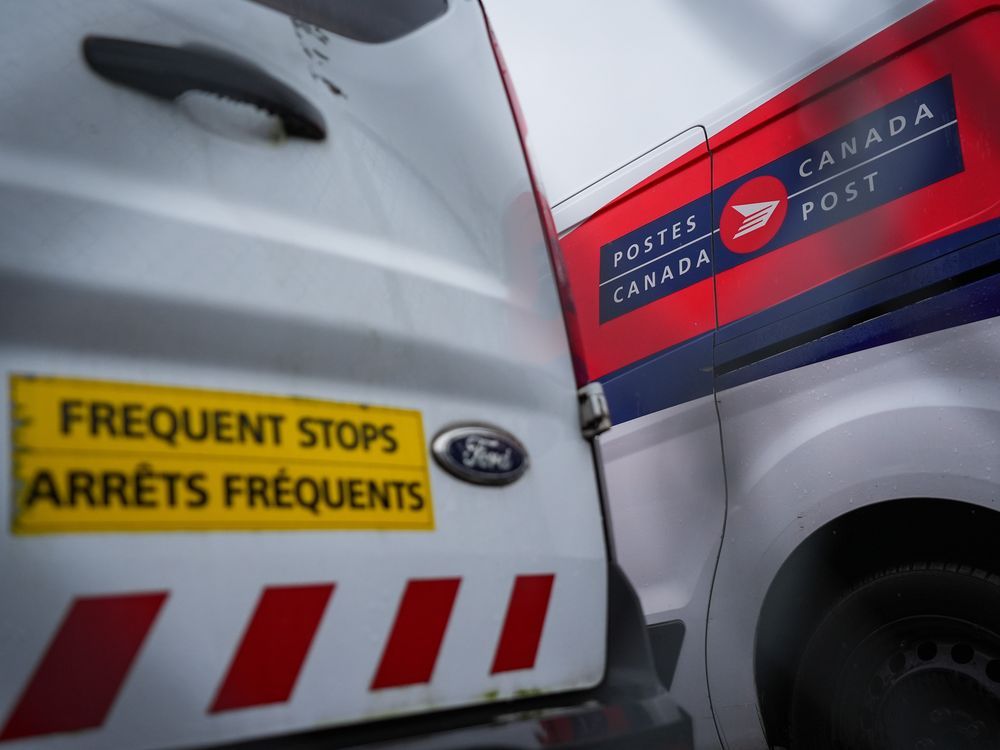 NextImg:Federal inquiry into Canada Post opens hearings
