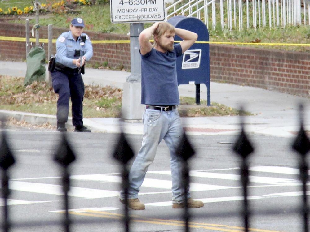 NextImg:'Pizzagate' gunman killed by police after traffic stop, authorities say