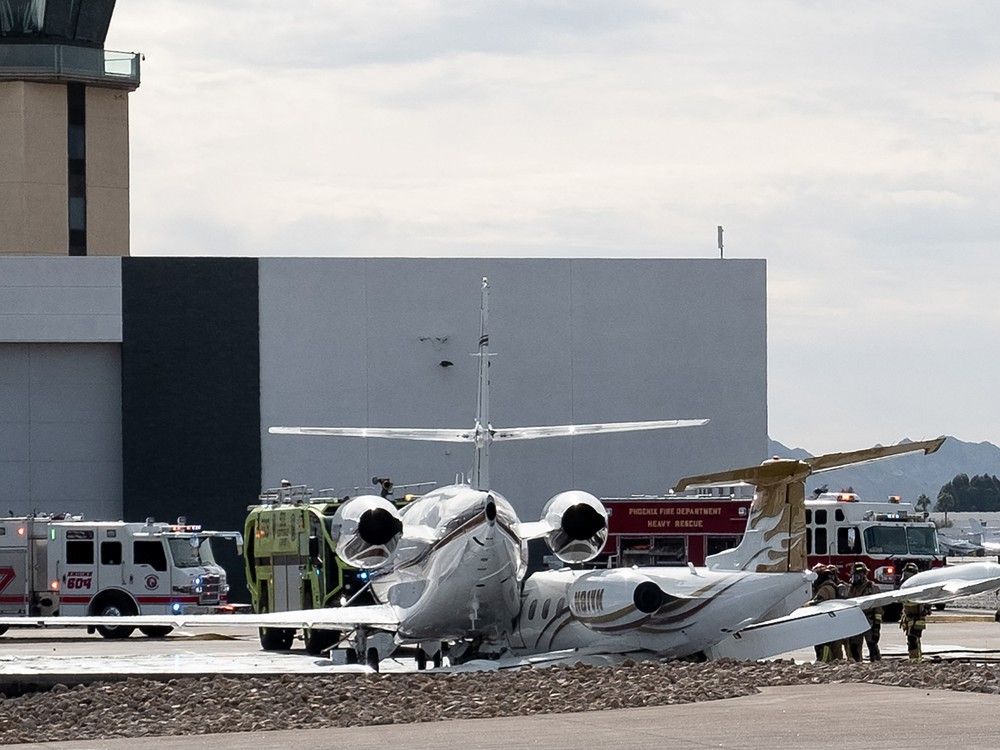 NextImg:Private jets collide in Arizona, killing 1 person