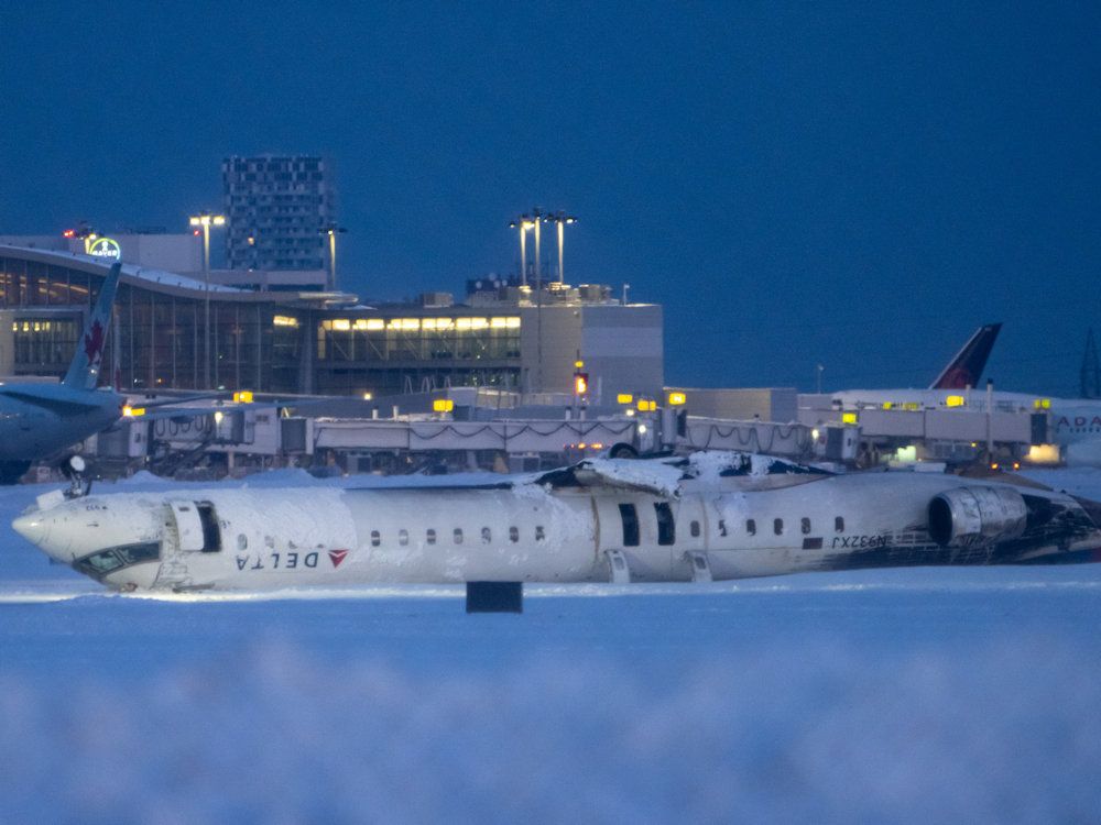 NextImg:FIRST READING: Why nobody had to die in the Delta plane crash