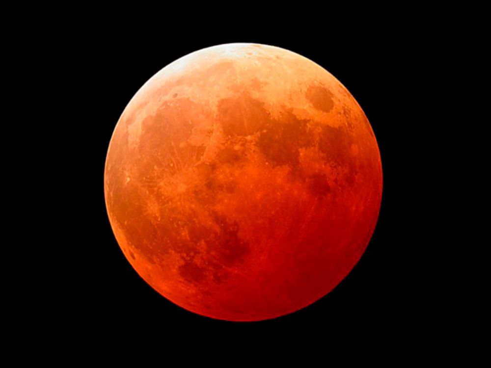 How Canadians can watch Thursday's 'blood moon' | National Post