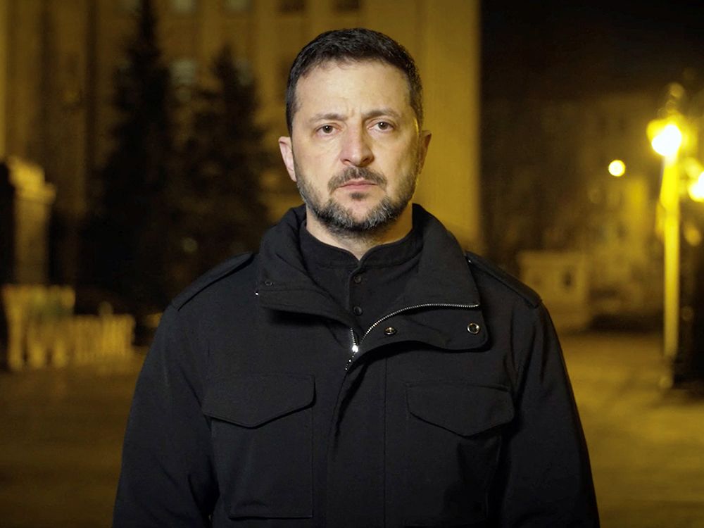 NextImg:Ukrainian law prohibits Zelenskyy from negotiating with Putin, Kremlin points out