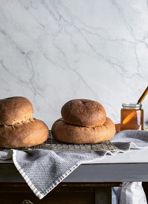 Old-fashioned cottage loaf with spelt