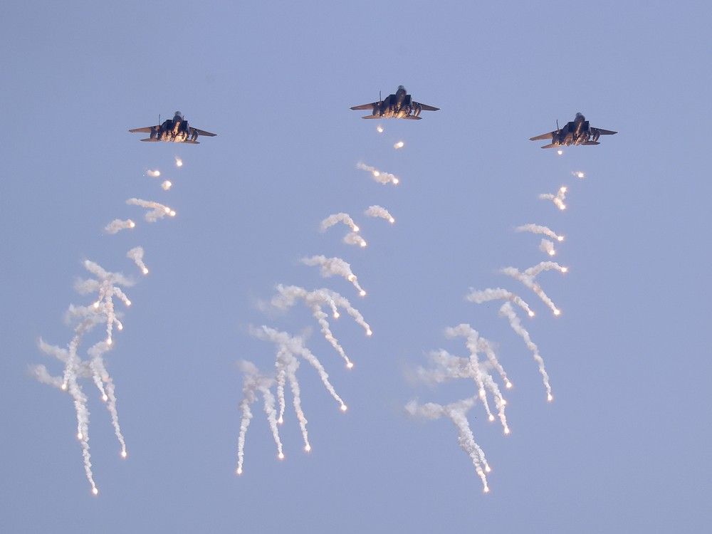 NextImg:South Korean fighter mistakenly drops bomb near North Korean border, injuring 8 people