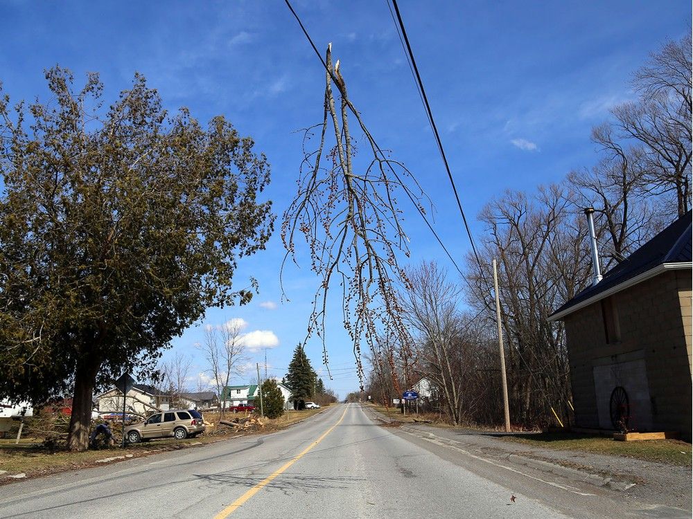 NextImg:More than 50,000 Ontarians still without power