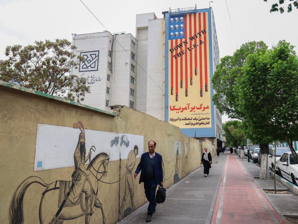 NextImg:U.S. envoy leaves site of nuclear talks with Iran in Oman after initial negotiations