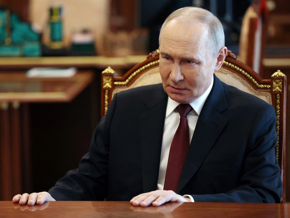 NextImg:Russian President Vladimir Putin announces an Easter ceasefire in Ukraine